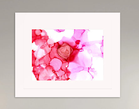 Romantic Alcohol Ink Heart Art Print – Abstract Pink & Red Fluid Painting, Modern Love Wall Decor